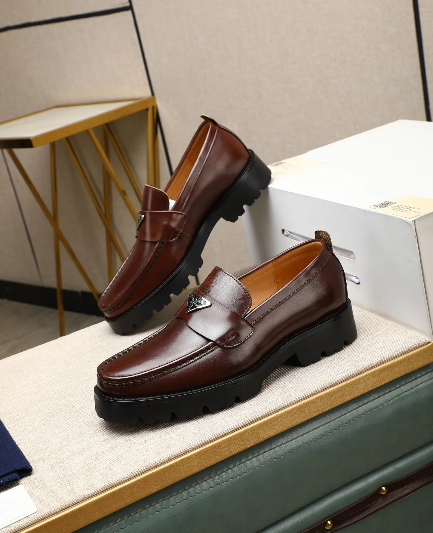 Men's men's shoes 💰540 (water-dyed cow leather) 📛📛PRADA high-end counter's latest formal business leather shoes 👔original and highest quality! Imported from Italy🇮🇹First layer calfskin fabric➕Cowhide lining Original outsole Formal size: 38➖45